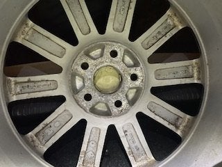 R32 replica wheels